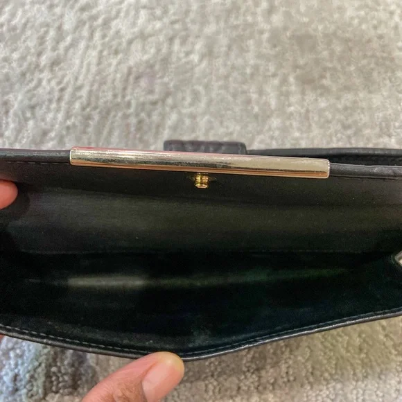 Gucci Guccissima Leather Continental Wallet - Picture 4 of 11